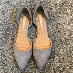 Taupe d’orsay flats